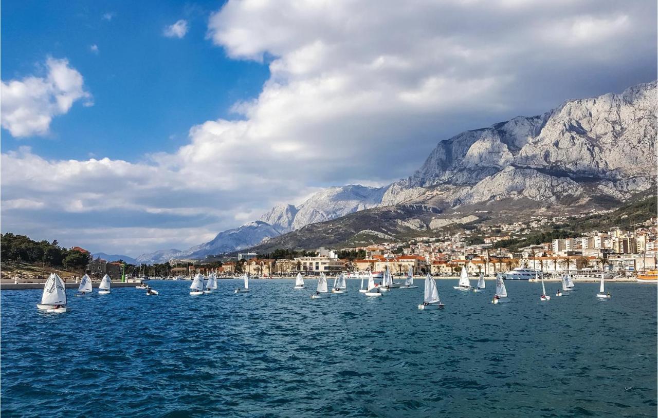 Cozy Apartment In Makarska With Wifi ภายนอก รูปภาพ